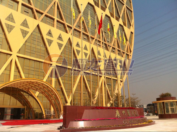 广州圆大厦镀钛金99香蕉视频(土豪金大厦)